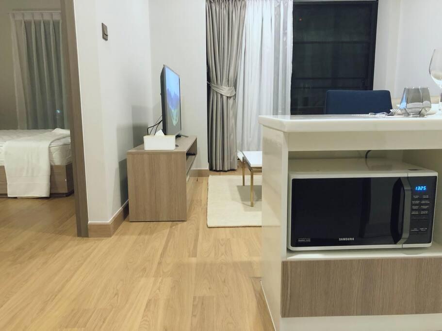 Modern Style Room With Sky Pool 古城边天际泳池公寓 Chiang Mai Exterior foto